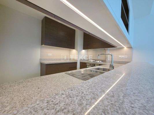 Ready-to-Move Luxury Apartment Near Park in Dubai Hills Estate