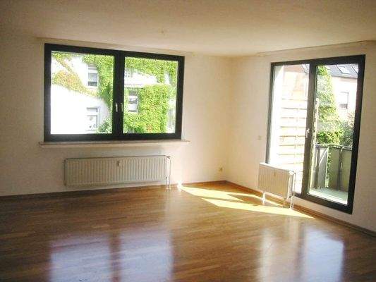 Ebenfalls hell + freundlich.