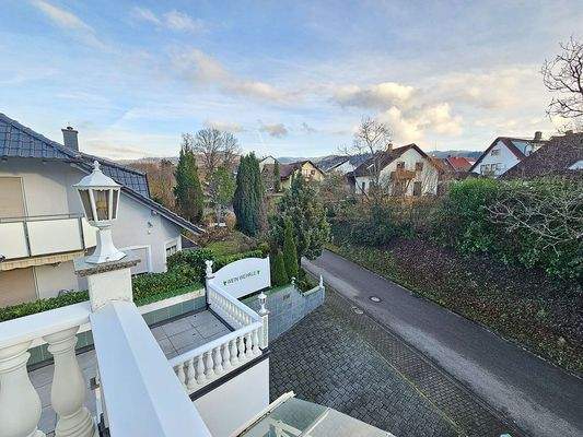 Straße Richtung Freiburg