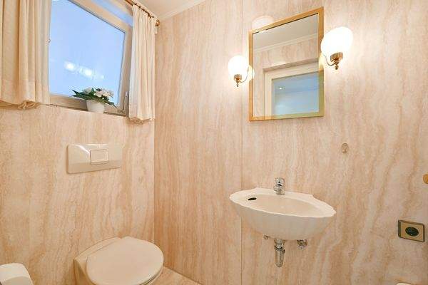 Gäste WC Erdgeschoss