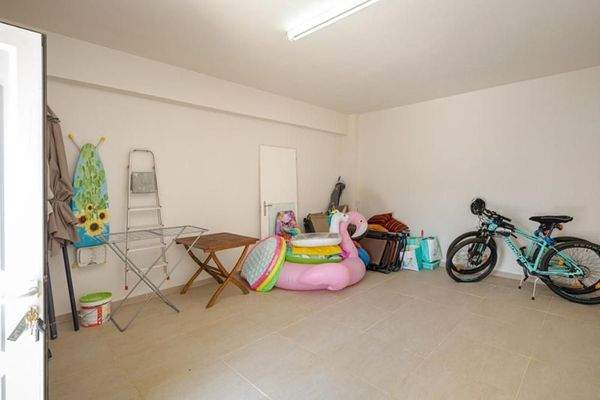 Kreta, Kokkino Chorio: Exotische Villa mit Panoramablick auf das Meer zu verkaufen