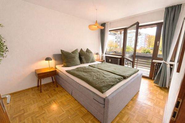  ... mit zusätzlichem  Balkonzugang