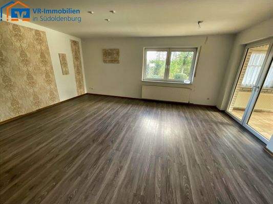 EG: Wohn- und Esszimmer