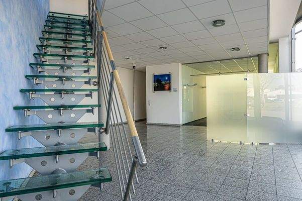 Empfangsbereich_Bürobereich EG