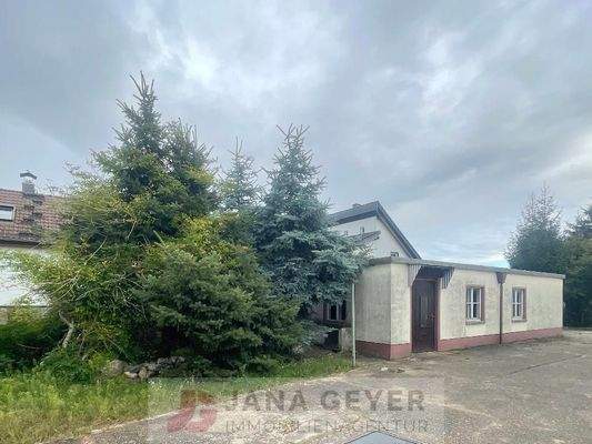 Objektansicht, Großraumgarage