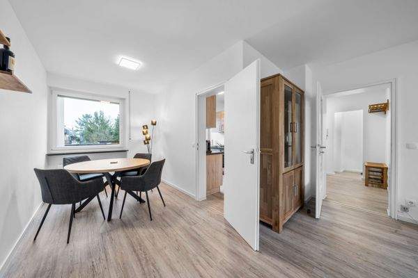 Wohnzimmer mit Essplatz