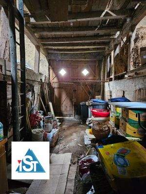 Wirtschaftstrakt 2.jpg