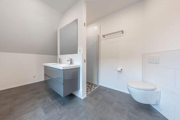 DI - Forbes Global Properties