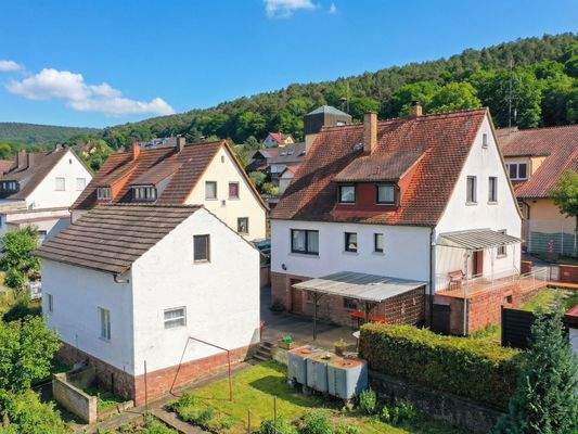 Genügend Platz für Hobbys, spielende Kinder und Gartenfreuden