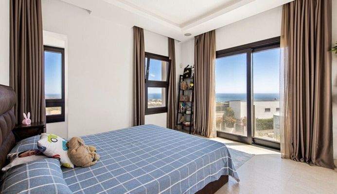 Photo: Villa in Marbella East