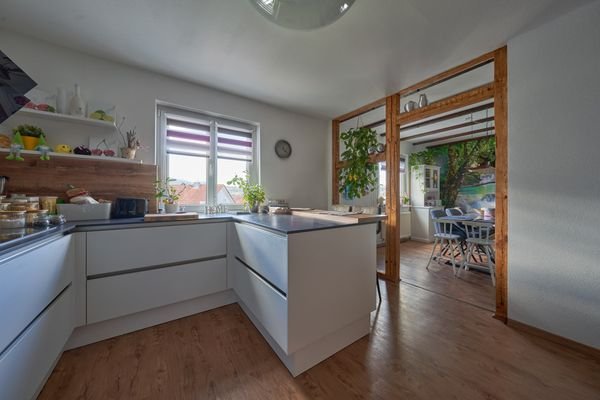 Küche + Esszimmer