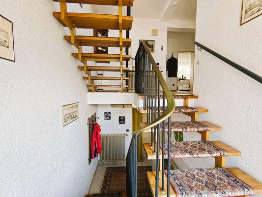 Eingangsbereich / Treppe