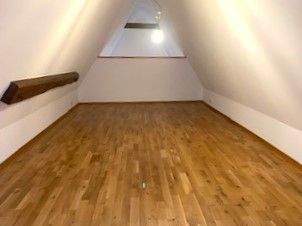 Schlafen oder Arbeiten unterm Dach.jpg