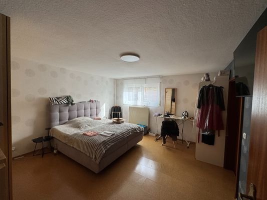 KG Schlafzimmer 1