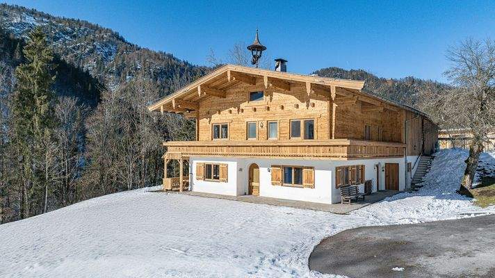KITZIMMO-Bauernhaus mit Freizeitwohnsitz kaufen - Immobilien Waidring.