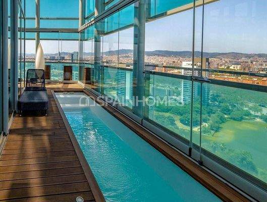 Seafront Duplex Penthouse in Central Barcelona