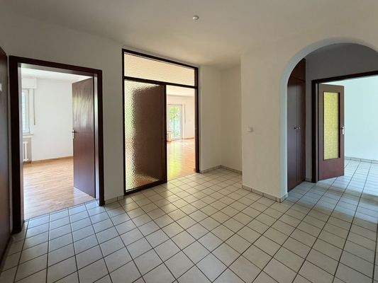 Bild 6 Eingangsflur Wohnung EG