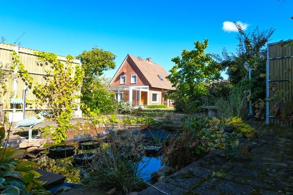 Ansicht vom zweiten Gartenteich