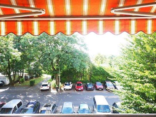 Parkplätze vor der Tür