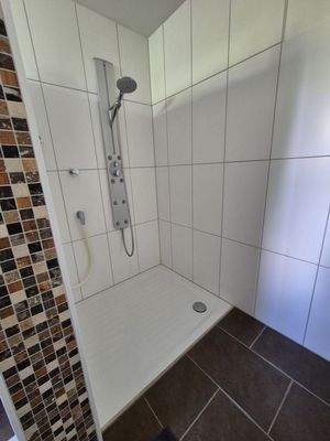 Dusche im Saunabereich