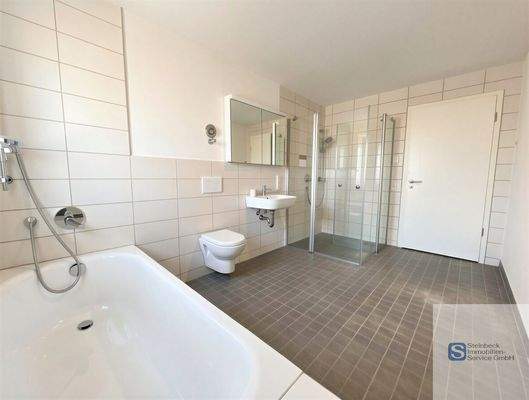 Badezimmer - (KI bearbeitet)