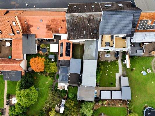 mit zusätzlicher Nutzfläche