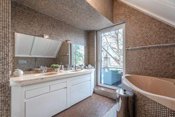 Tageslichtbad untere Ebene