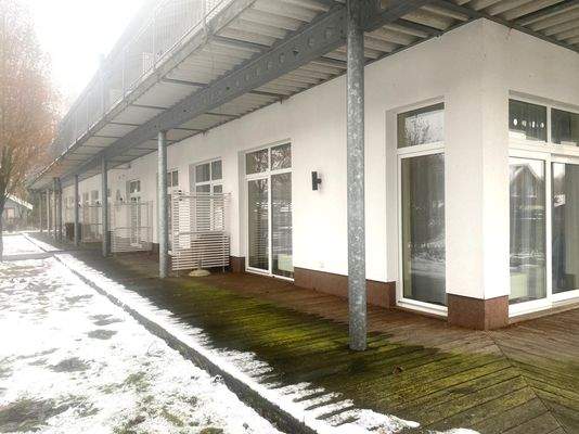 zur Terrasse