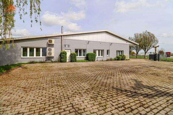 Gewerbeobjekt - Außenansicht 1