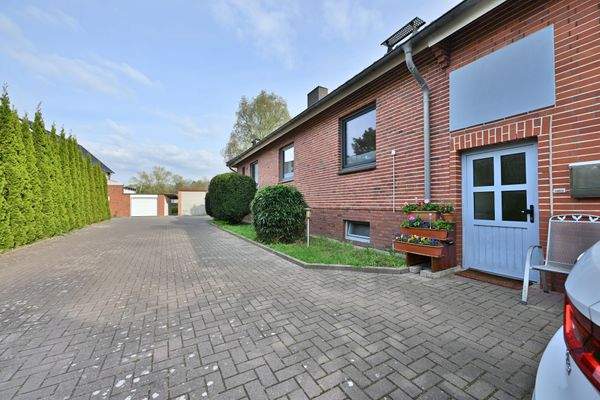 Stellplätze Außeneingang