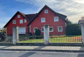 Außenansicht Straßenseite 