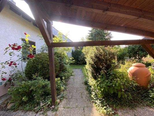 Zuwegung/Hauseingang