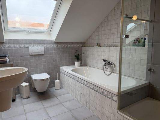 Dusch- und Wannenbad