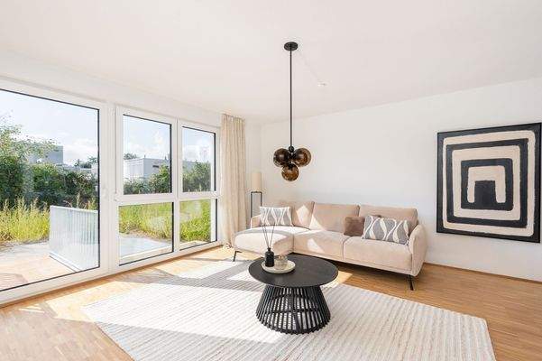 Wohnbereich mit Gartenzugang 