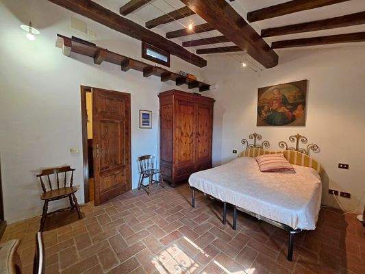 1000084272 - 1K JPEG.jpg