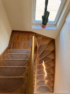 Treppe zum Dachgeschoss