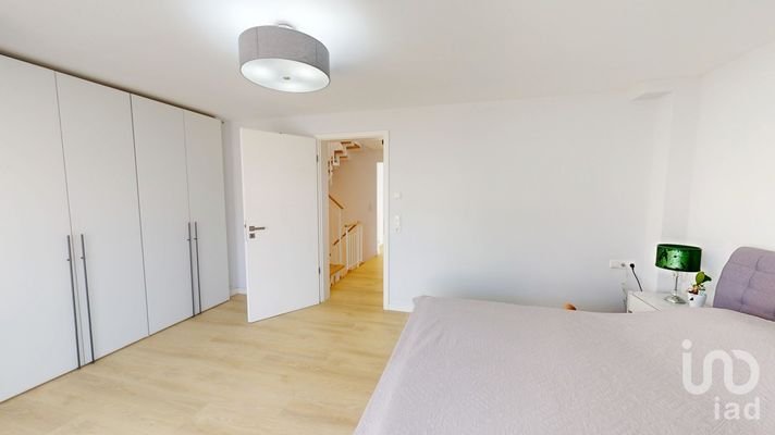 Schlafzimmer 02