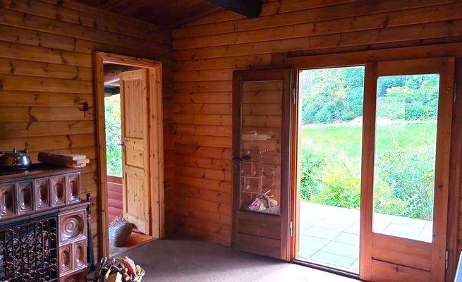 Wohnzimmer mit Balkon EG