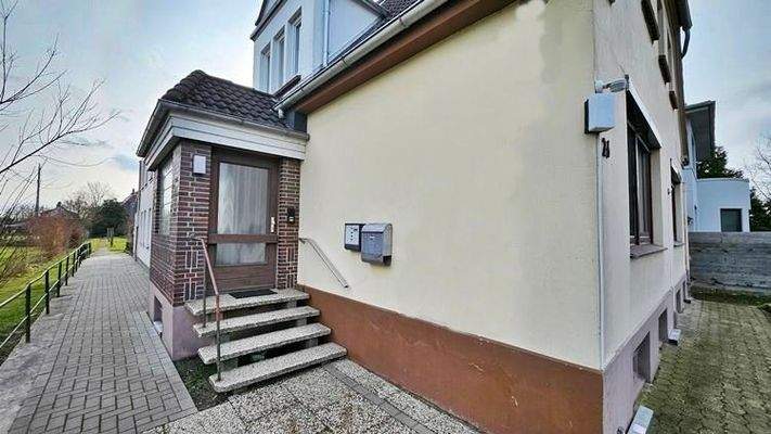 3311 Eingang vorn.jpg