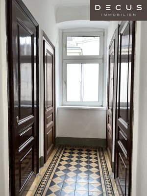 Toiletten im Gang