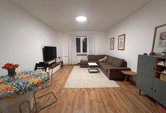 WhatsApp Image 2025-11-18 at 23.14.59 (8).jpeg