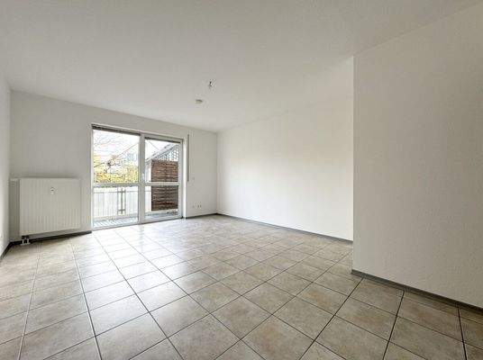 Ihr Wohnzimmer mit Balkon