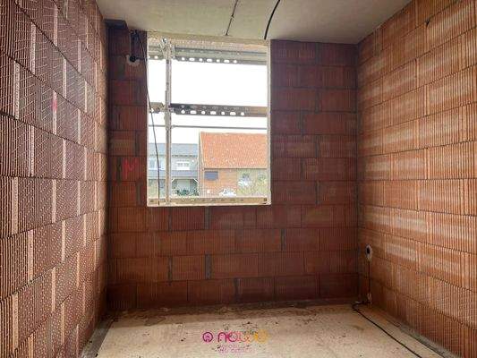 Mit ebenerdiger Dusche: das Badezimmer (Baufortschritt 25.09.2025)