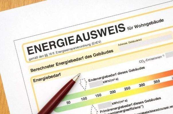 Energieeffiziente Bauweise - mindestens EE 55 oder