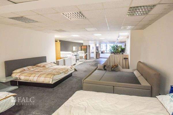 Verkaufsfläche hinten