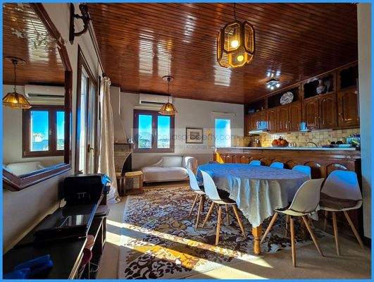 f1022fd39a20484ea5713bfa36771cb7-original