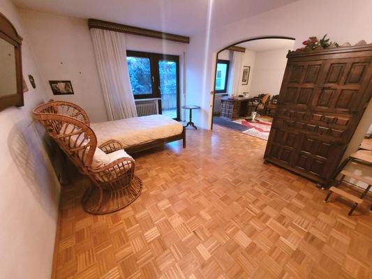 1 OG Schlafzimmer 3
