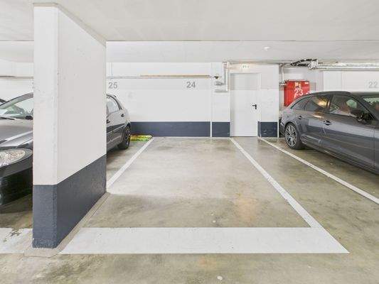 CAM01223G0-PR0169-STILL030