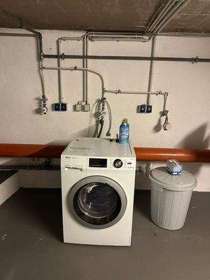 Waschmaschinenanschluß im Keller