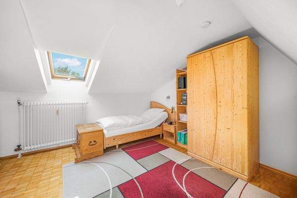 Kinderzimmer im DG (Reiheneckhaus)